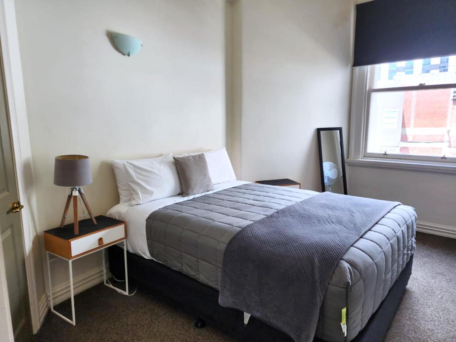 U Suites On Manners Веллингтон Экстерьер фото