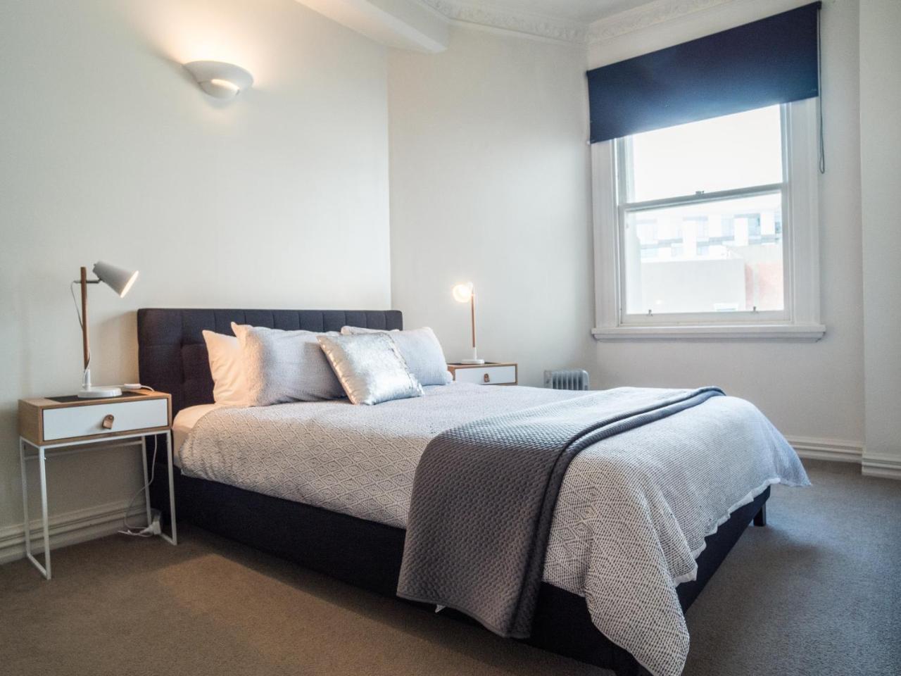 U Suites On Manners Веллингтон Экстерьер фото