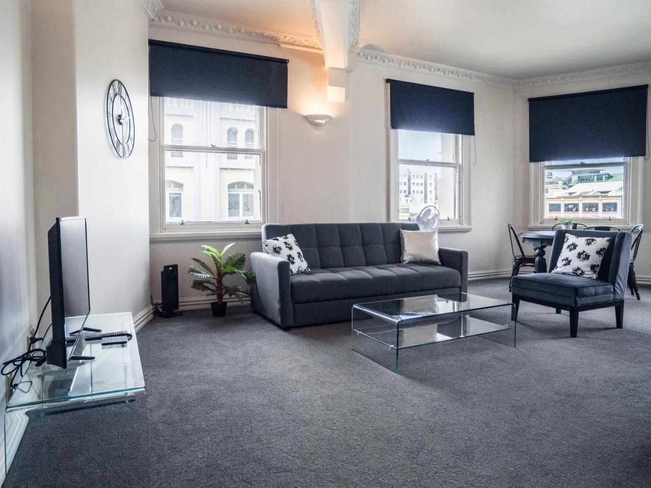 U Suites On Manners Веллингтон Экстерьер фото