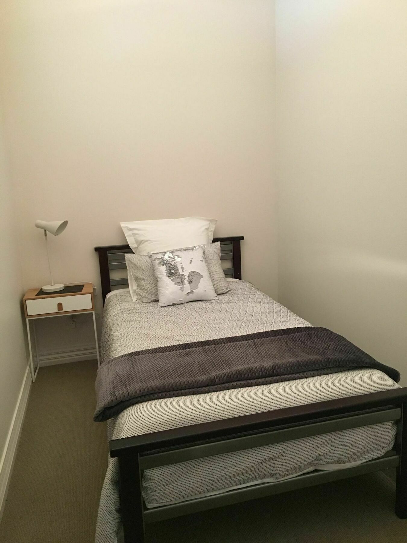 U Suites On Manners Веллингтон Экстерьер фото
